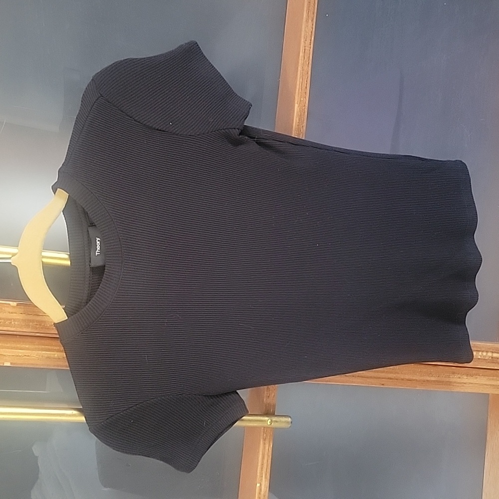 Black tshirt